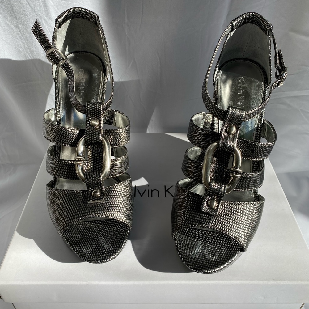 Calvin Klein Solana Anthracite Leather Sandal. “C” logo clasp front. Boxed.